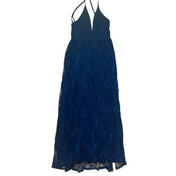 Showpo Meijel Plunge Neck Cross Back Maxi Dress In Navy Lace - Picture 5 of 15